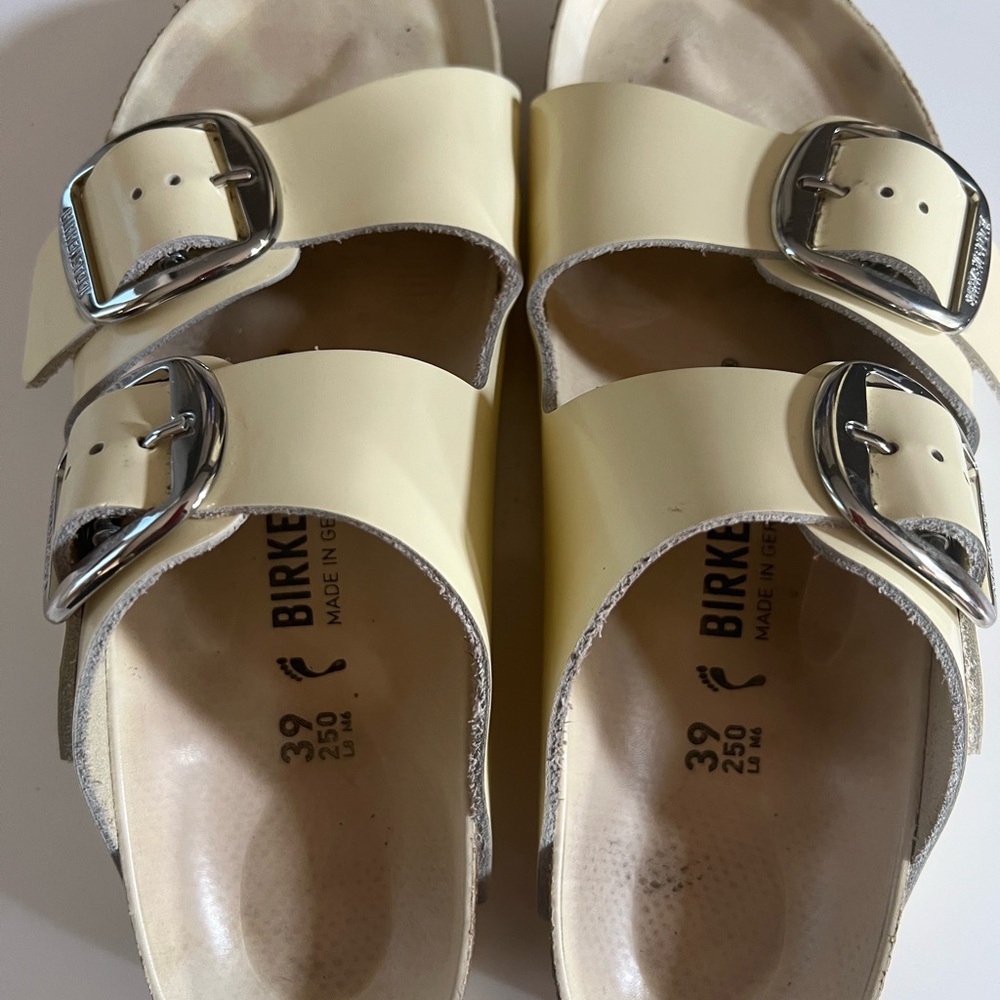 Ladies Birkenstocks Arizona Big Buckle